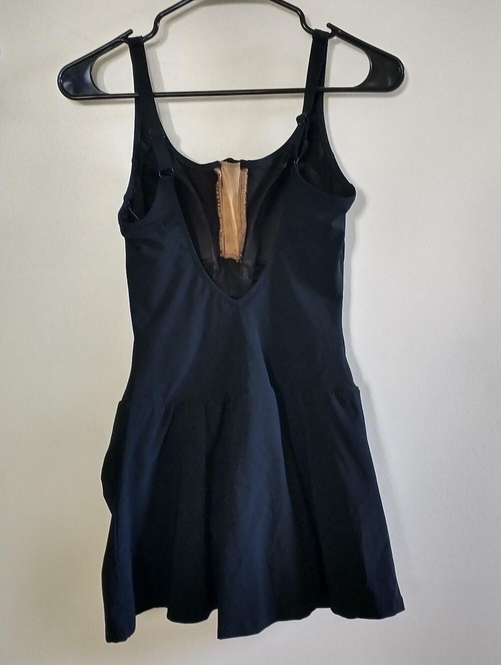 NWT Gottex Black Ruched Swimsuit with Skirt Bathing Suit Size 12 - Picture 5 of 13